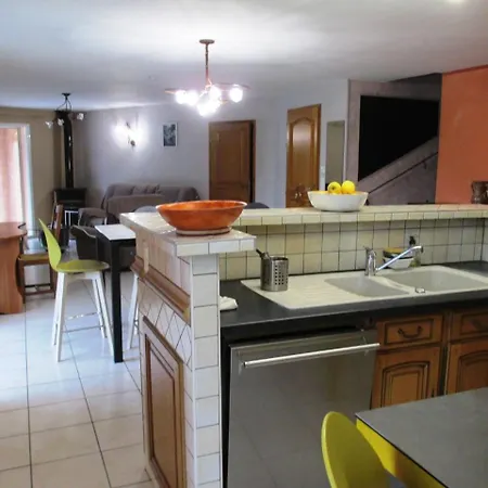 Modern Chalet Near River In * Jaujac